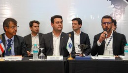 Governador Ratinho Junior defende papel do jornalismo e valorização dos veículos locais